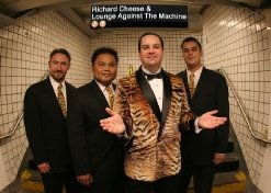 Richard Cheese - Lounge Against the Machine (2000) Richard Cheese - Lounge Against the Machine (2000)